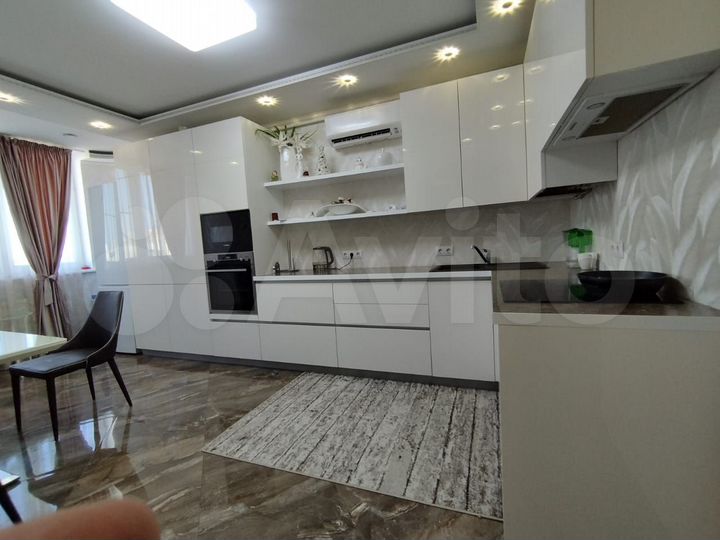 2-к. квартира, 45 м², 9/9 эт.