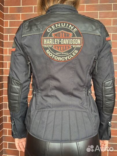 Мотокуртка женская