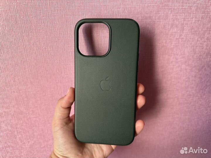 Кожаный чехол на iPhone 14 Pro Max