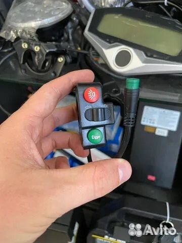 Переключатель сигнала и света для электросамоката