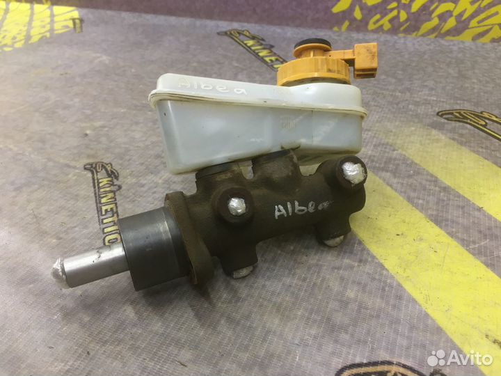 Главный тормозной цилиндр гтц Бачок Альбеа без ABS