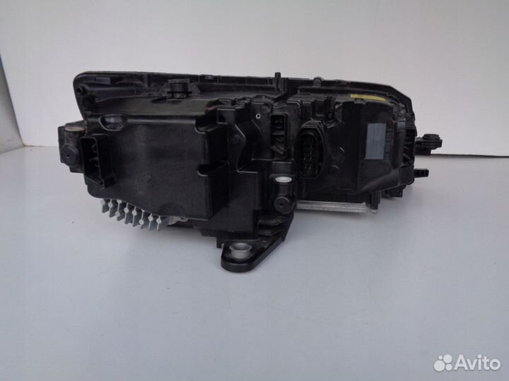 Фара левая Skoda Octavia III (A7) 5E1941015F