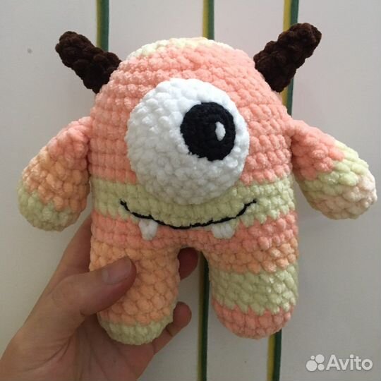 Монстрик игрушка