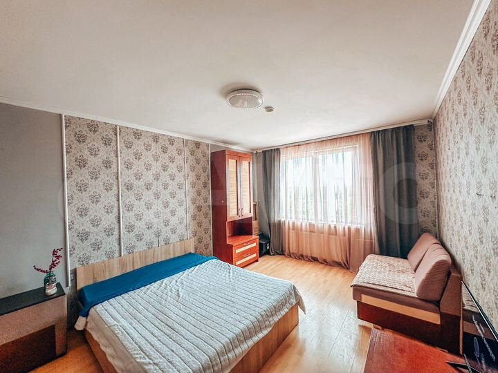 2-к. квартира, 64 м², 8/9 эт.