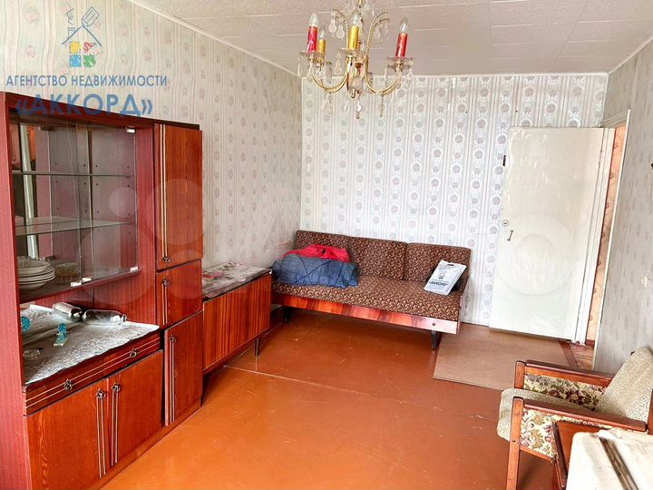 2-к. квартира, 49 м², 2/5 эт.