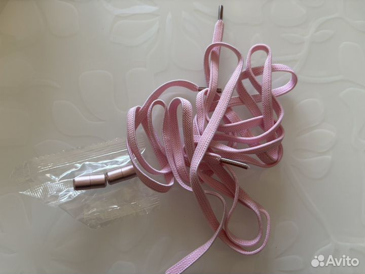 Эластичные шнурки с фиксаторами