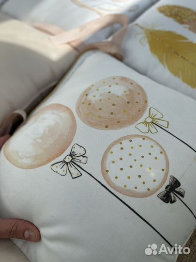 Комплект в детскую кроватку с бортиками