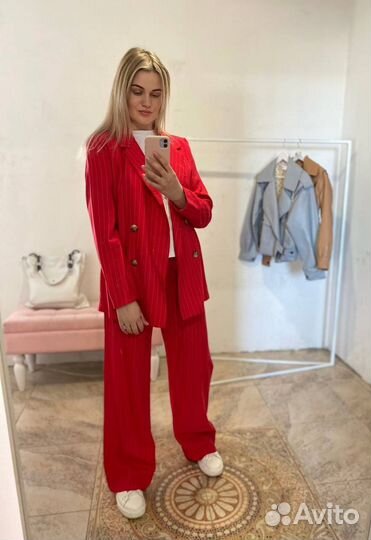Брючный костюм женский 44-46