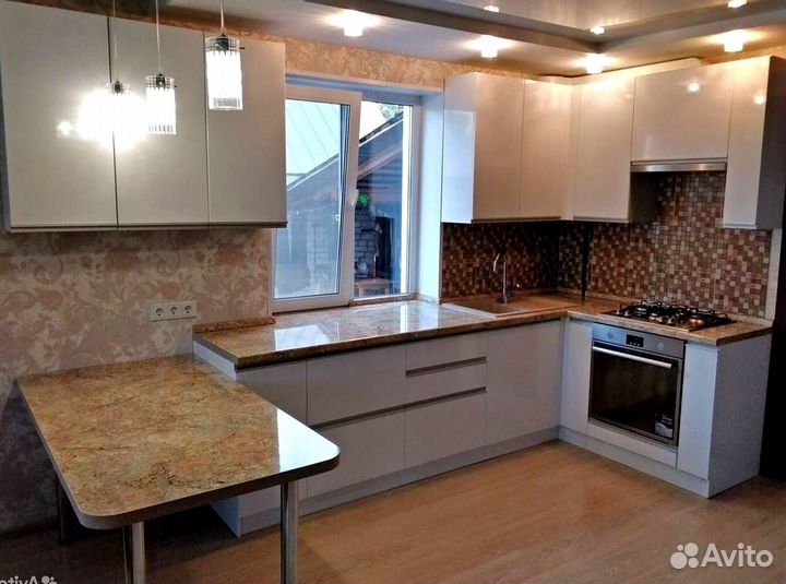 Кухонный гарнитур новый