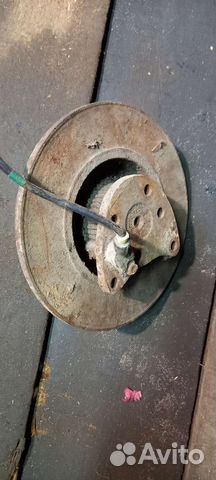 Кулак ступица задняя VW Passat Golf Vento