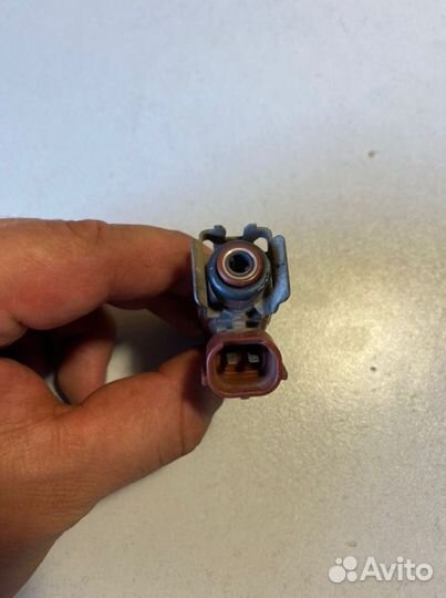 Форсунка Nissan Bluebird Sylphy QG18DE