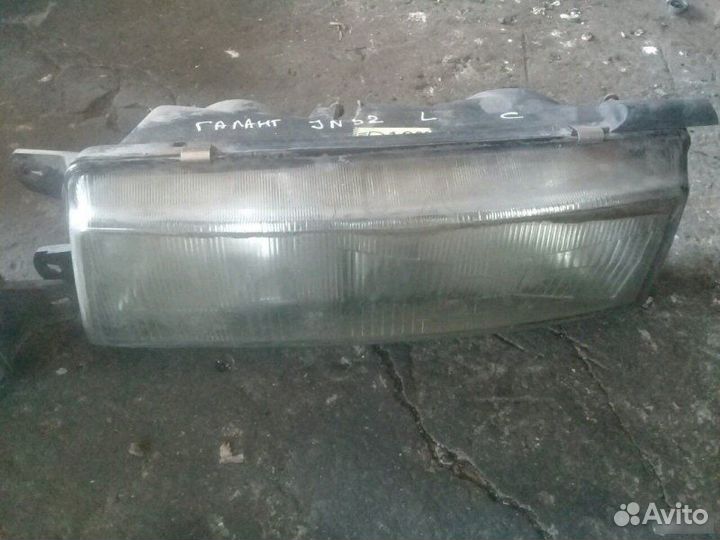 Фары Mitsubishi Galant