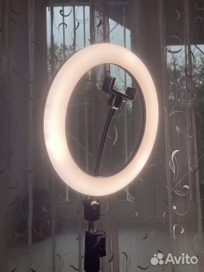 Кольцевая лампа со штативом бу