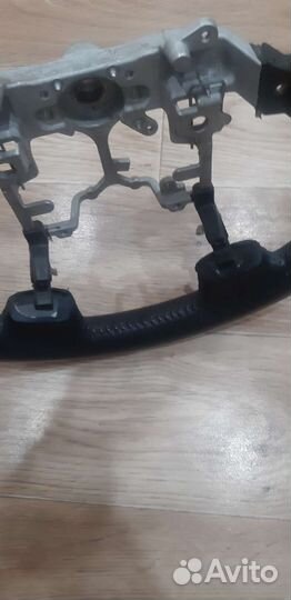 Руль на toyota mark х