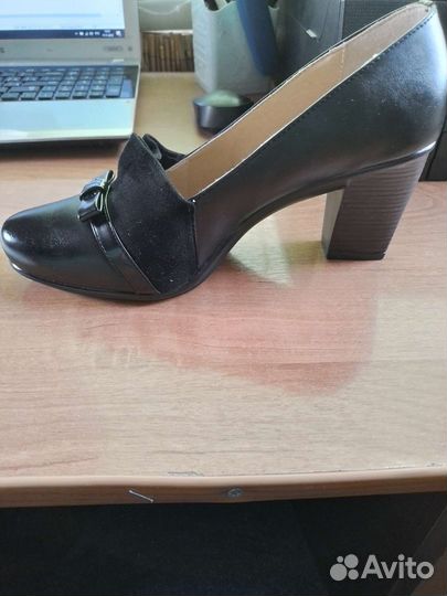 Туфли женские 40 размер новые