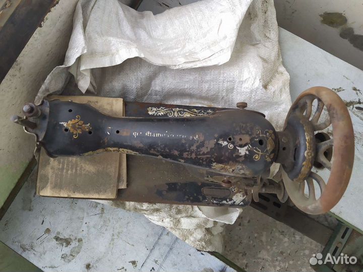 Швейная машина зингер Singer