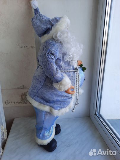 Дед мороз под ёлку,новогодняя фигурка