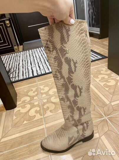 Кроссовки Chanel