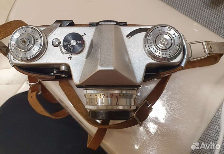 Пленочный фотоаппарат zenith, есть фотовспышка