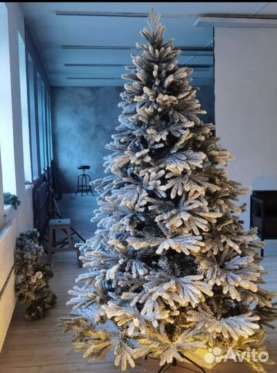 Елочка заснеженная литая комбинированная