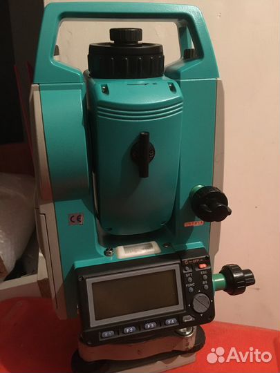 Тахеометр sokkia