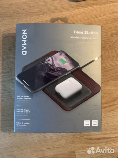 Беспроводная зарядка nomad base station