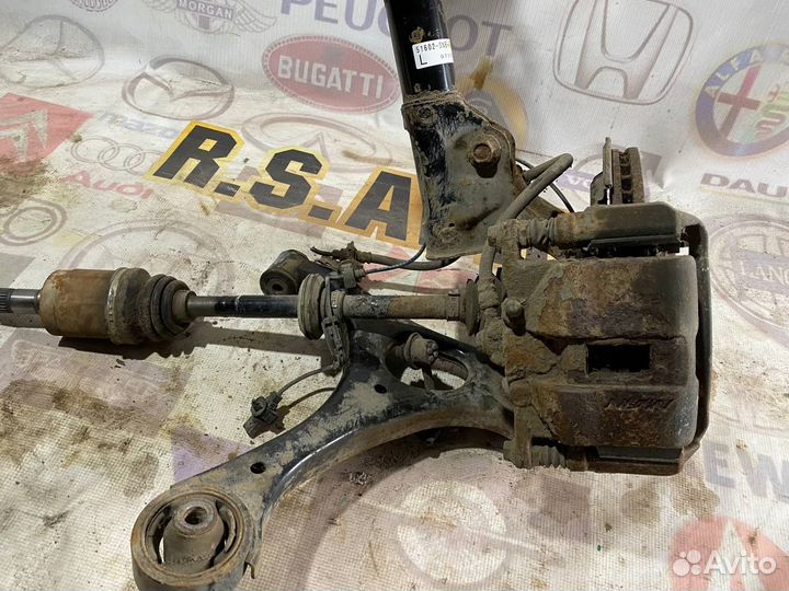 Подвеска передняя левая Honda Civic 8 4d FD FN FK