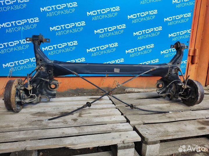 Задняя балка Mitsubishi Colt 6