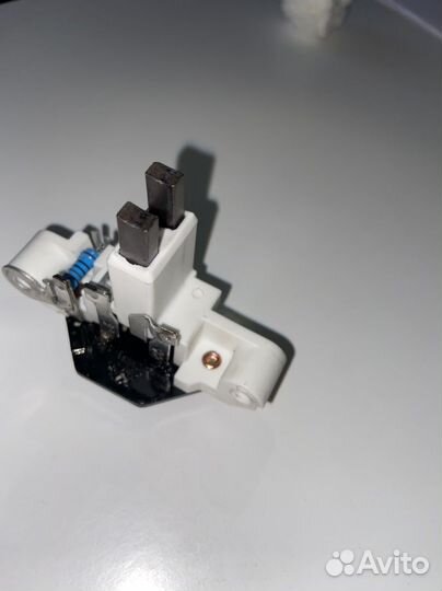 Щетки генератора / реле регулятор от мерседес w220