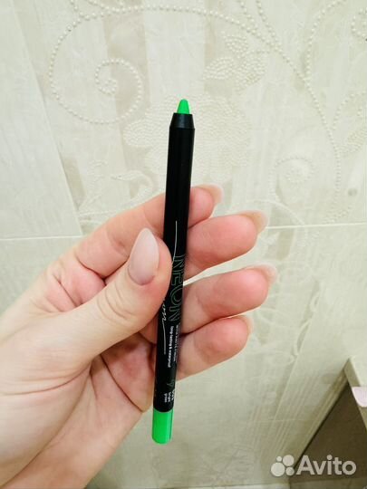 Карандаш каял для глаз зеленый