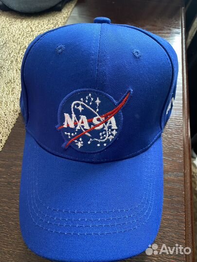 Кепки и шляпы новые