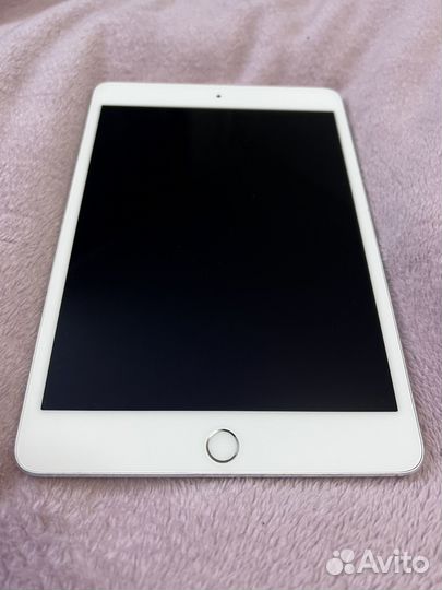 Apple iPad mini 4 в отличном состоянии