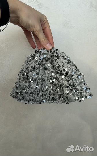 Шапка кроше бини с пайетками на заказ