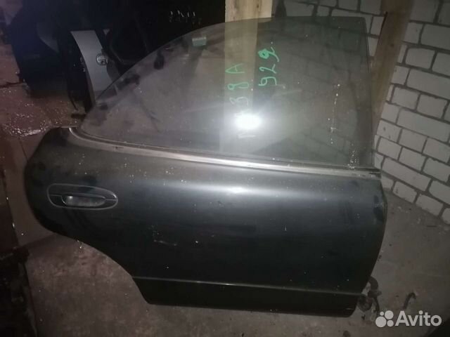 Дверь задняя правая mazda 929 HC
