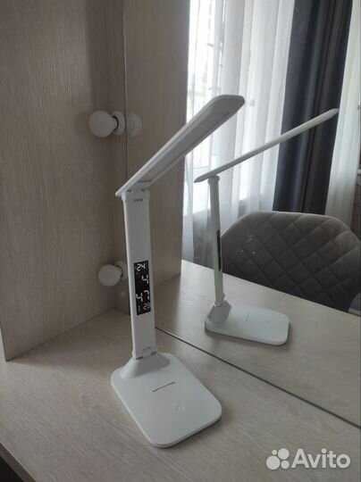 Лампа настольная LED