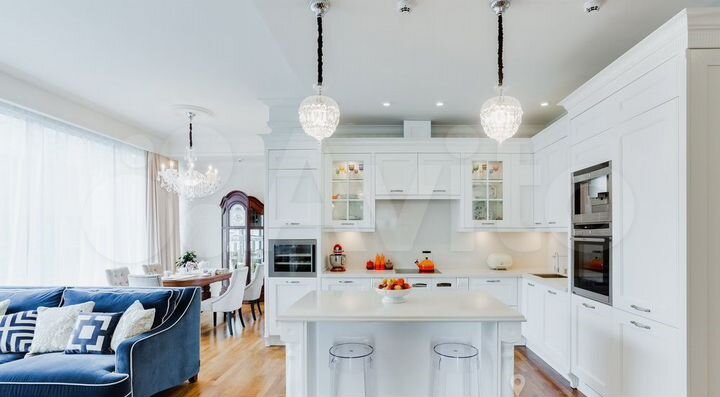 5-к. квартира, 216 м², 9/13 эт.