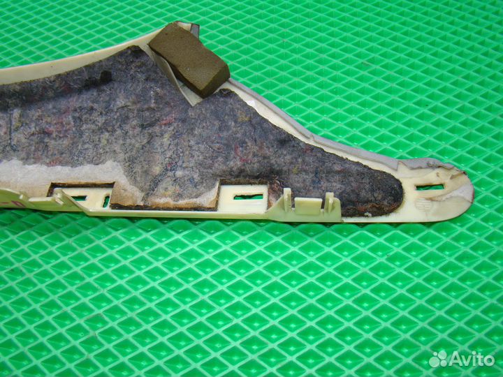 Накладка стойки задняя правая BMW 7 E65 бмв 7 Е65