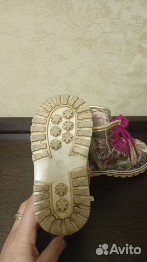 Ботинки для девочки 23 размер