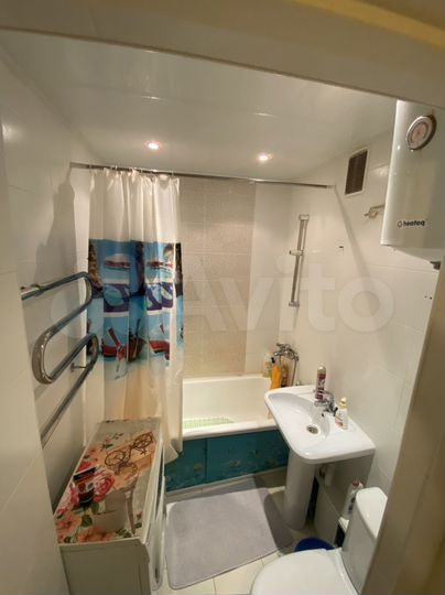 2-к. квартира, 45 м², 3/3 эт.