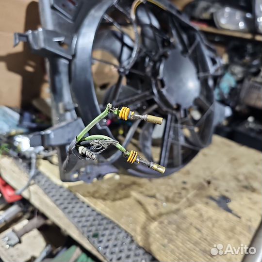 Вентилятор охлаждения Ford Focus 1