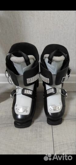 Горнолыжные ботинки детские