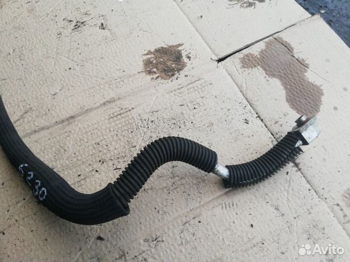 Трубка кондиционера Ford Transit