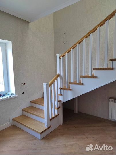 Металлокаркас лестницы