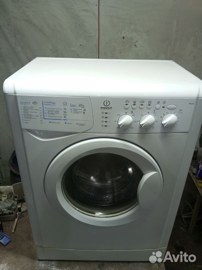 Стиральная машина indesit 5кг