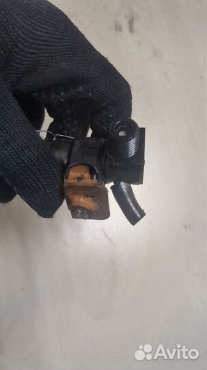 Форсунка топливная Hyundai H-1 Starex, 2012