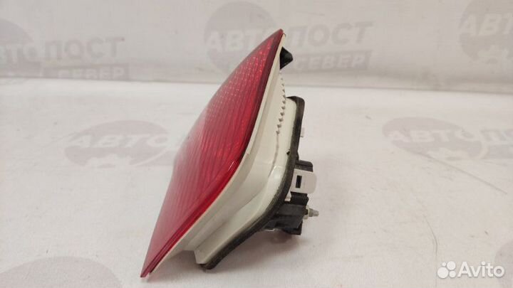 Фонарь задний внутренний левый Audi A4 B7 AUK