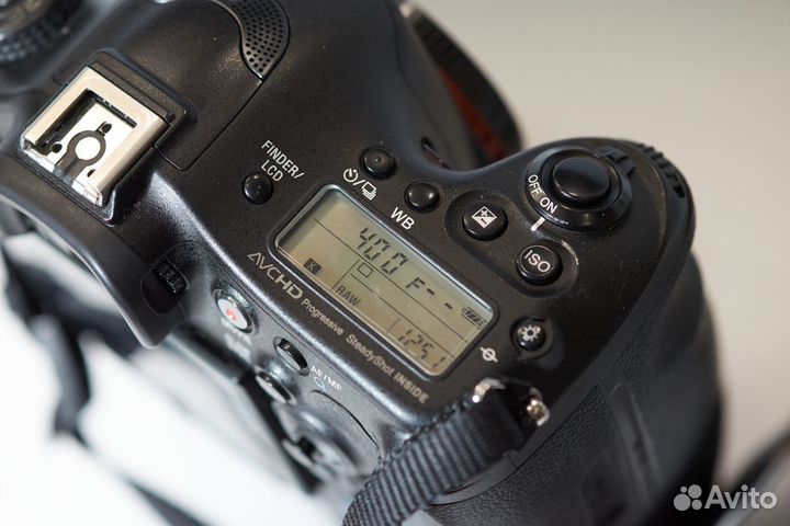 Sony SLT a99 с батблоком