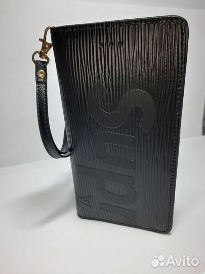 Чехол для телефона с кортхолдером Louis Vuitton