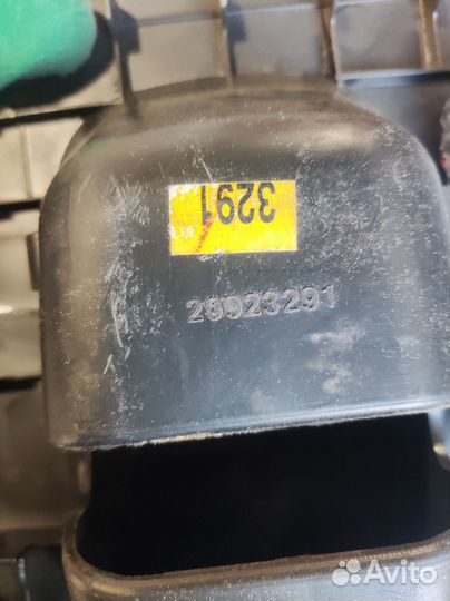 Обшивка багажника Chevrolet Captiva 1