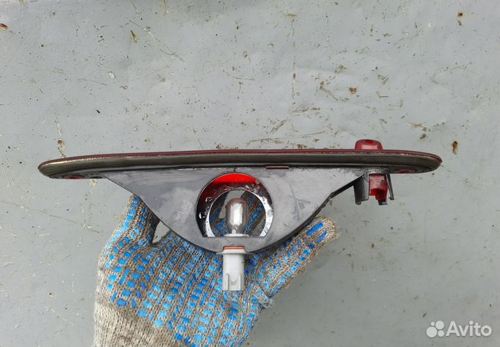 Фонарь задний cтоп сигнал Додж Караван